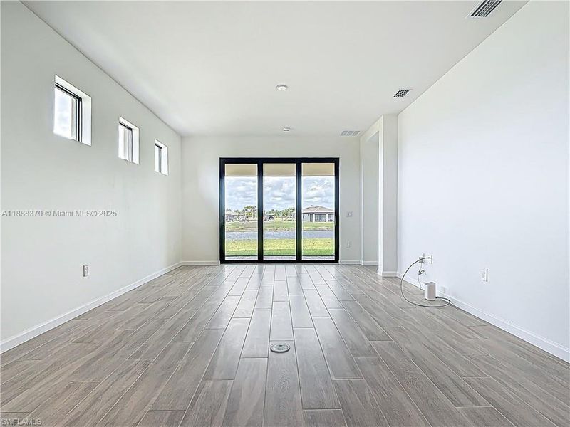 Spacious, unfurnished interior of a new home in , Ave Maria (Image 13).