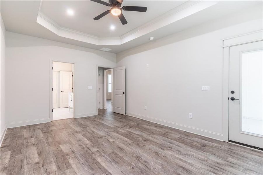Spacious, unfurnished interior of a new home in , Commerce (Image 45).