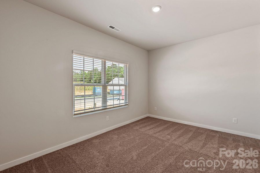 Spacious, unfurnished interior of a new home in Knights Bridge, Richburg (Image 9).