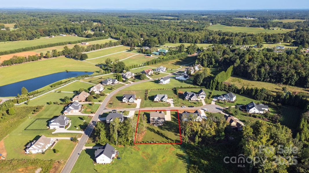 Image 38 of a home in .