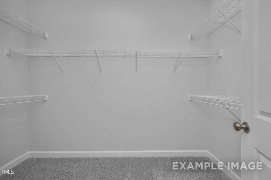 Image 29 of a home in Tobacco Road.