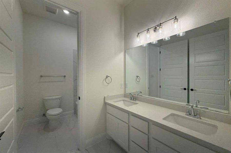Furnished interior view inside a new home in Legacy Estates, Mansfield (Image 8).