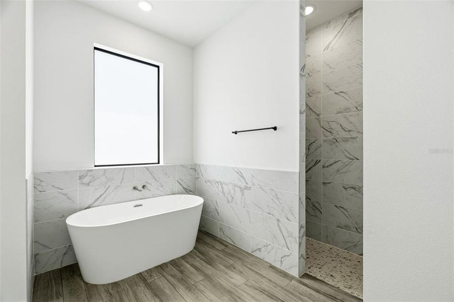 Furnished interior view inside a new home in , Port Charlotte (Image 12).