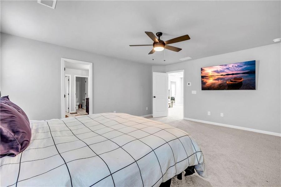 Furnished interior view inside a new home in Briar Creek, Atlanta (Image 9).