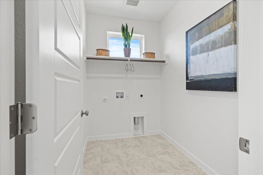 Furnished interior view inside a new home in Trace, San Marcos (Image 23).