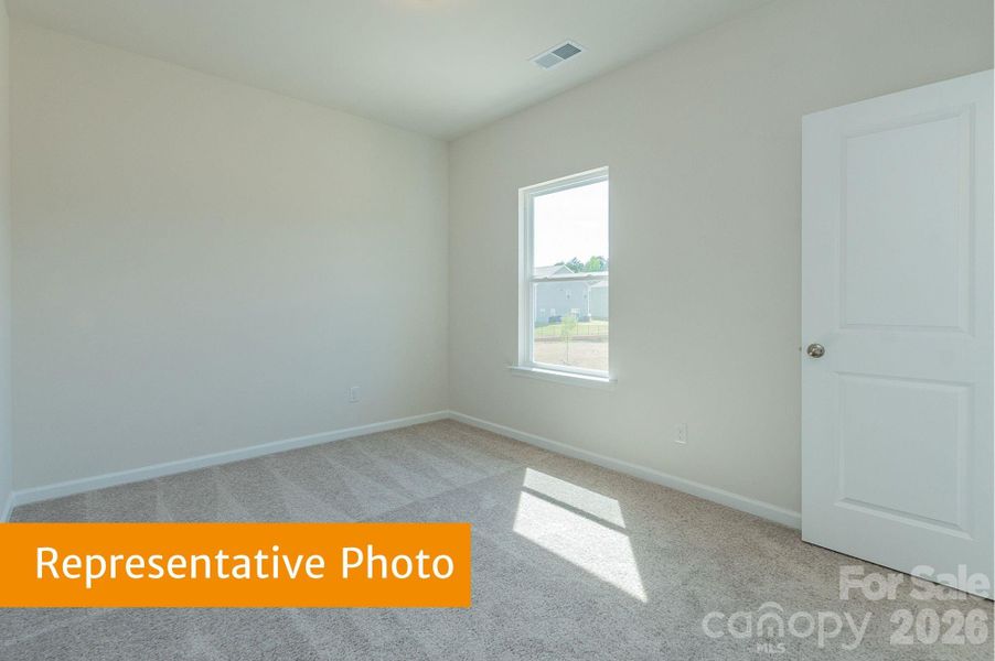 Spacious, unfurnished interior of a new home in Winecoff, Salisbury (Image 9).