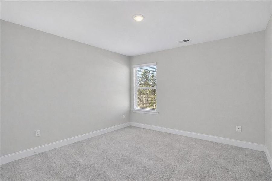 Spacious, unfurnished interior of a new home in Waters Edge, Mansfield (Image 20).