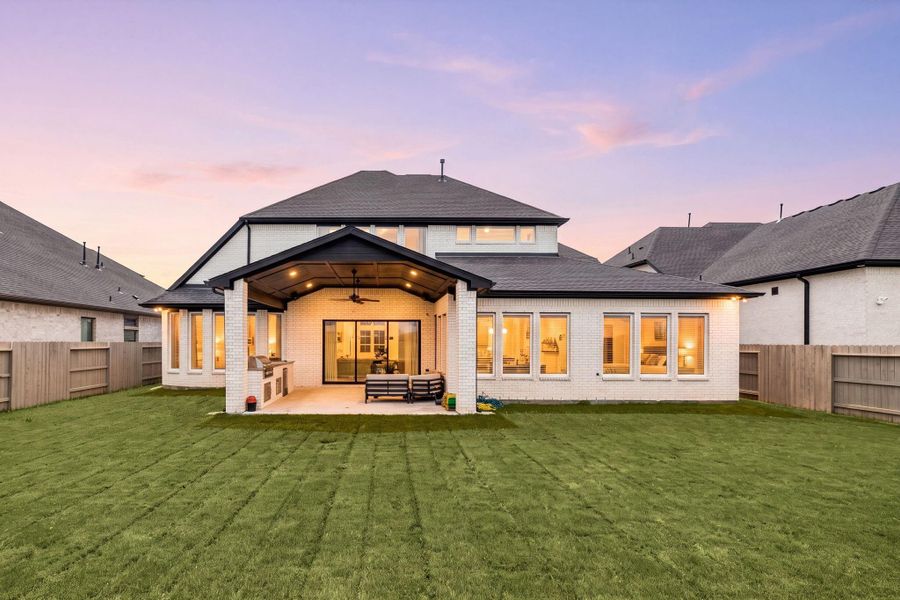 Exterior details and patio area of a home in Pomona, Manvel (Image 21).