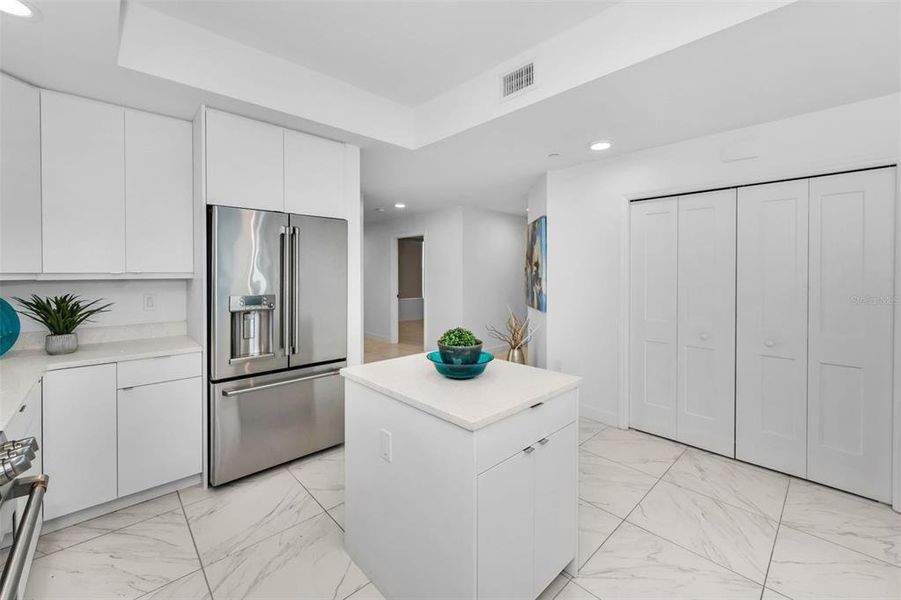 Furnished interior view inside a new home in , Clearwater Beach (Image 4).