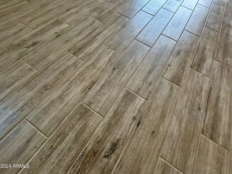 06 Tile Floor