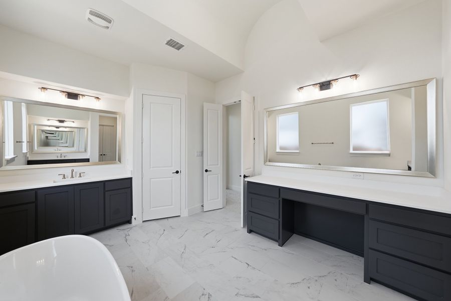 Furnished interior view inside a new home in Light Farms Graham/Reagan, Celina (Image 15).