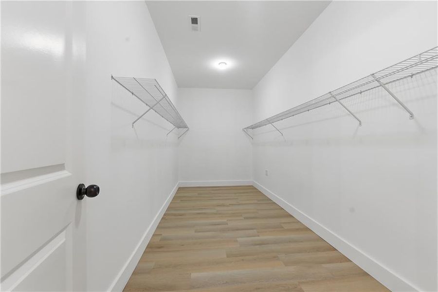 Spacious, unfurnished interior of a new home in , Cartersville (Image 33).