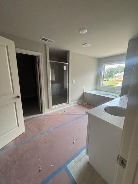 Image 17 of a home in Le Jardin. Image 17 of a home in Le Jardin.