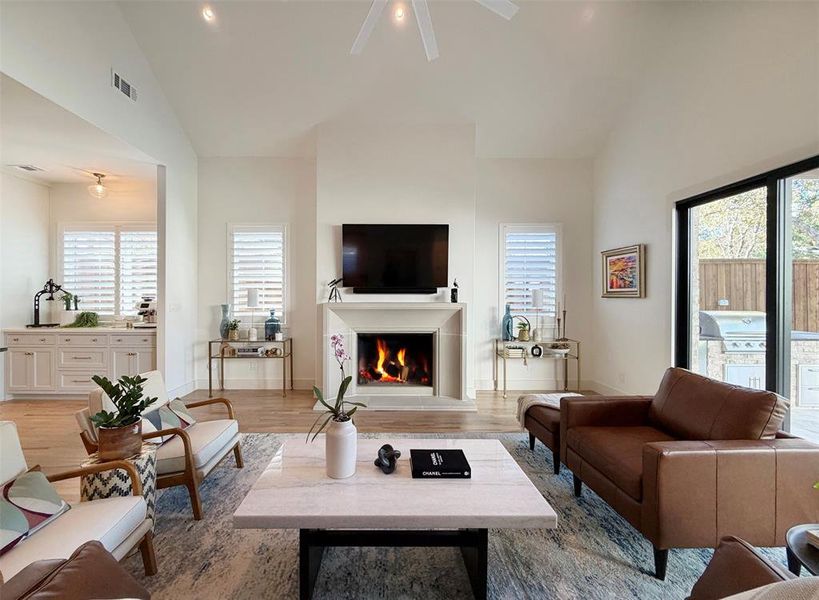 Furnished interior view inside a new home in , Dallas (Image 33).