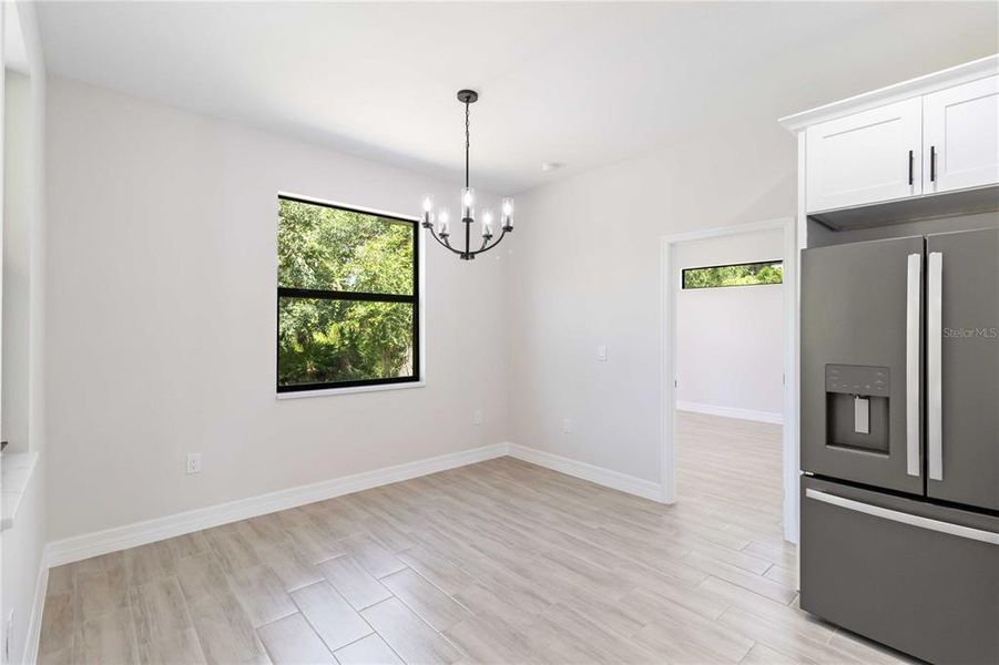 Spacious, unfurnished interior of a new home in , Port Charlotte (Image 10).