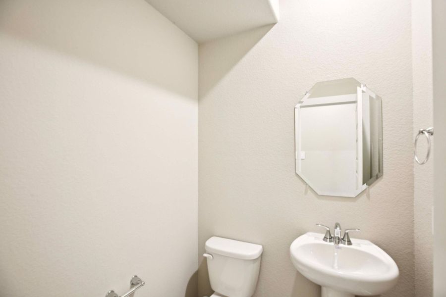 Image 37 of a home in Kemah Crossing - City Series. Image 37 of a home in Kemah Crossing - City Series.