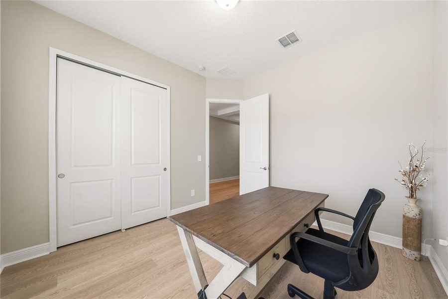 Furnished interior view inside a new home in Silverleaf Reserve, Winter Garden (Image 25).