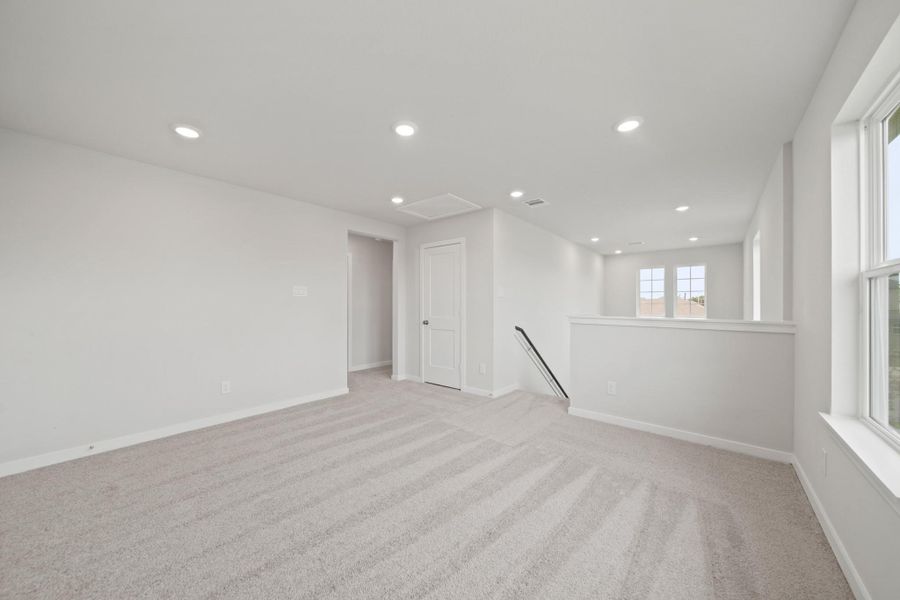 Spacious, unfurnished interior of a new home in Riverwood Ranch, Angleton (Image 22). Spacious, unfurnished interior of a new home in Riverwood Ranch, Angleton (Image 22).