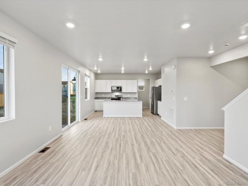 Spacious, unfurnished interior of a new home in , Windsor (Image 34).