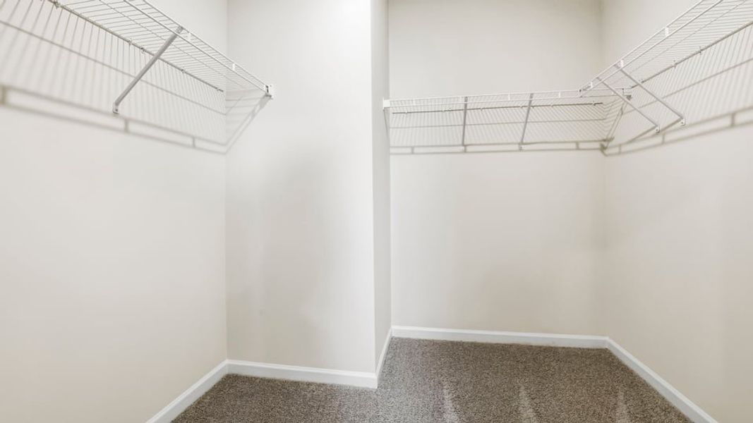 Spacious, unfurnished interior of a new home in Sherwood Gardens, Landrum (Image 36).