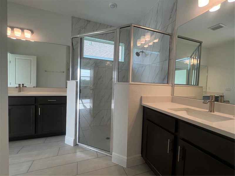 Furnished interior view inside a new home in Hills of Minneola, Minneola (Image 5).