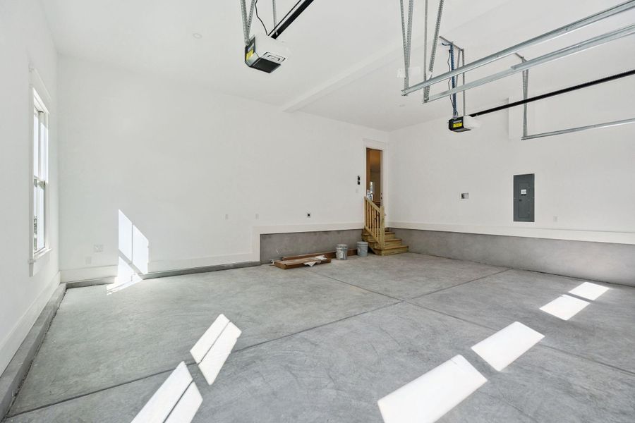 Spacious, unfurnished interior of a new home in , Johns Island (Image 89).