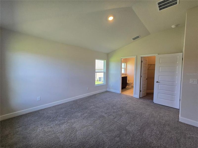 Spacious, unfurnished interior of a new home in Twisted Oaks, Beverly Hills (Image 28). Spacious, unfurnished interior of a new home in Twisted Oaks, Beverly Hills (Image 28).