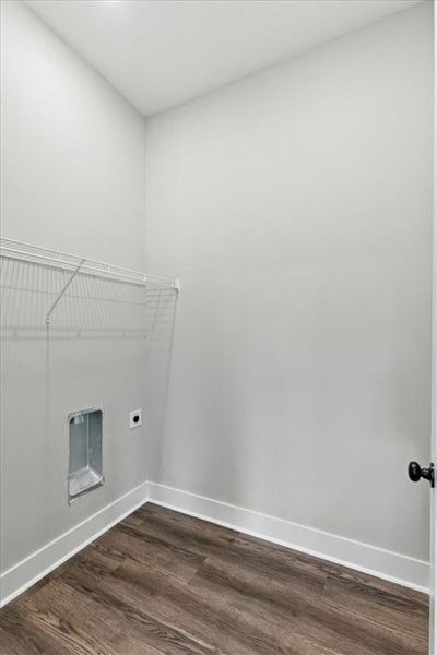 Spacious, unfurnished interior of a new home in , Rome (Image 25).