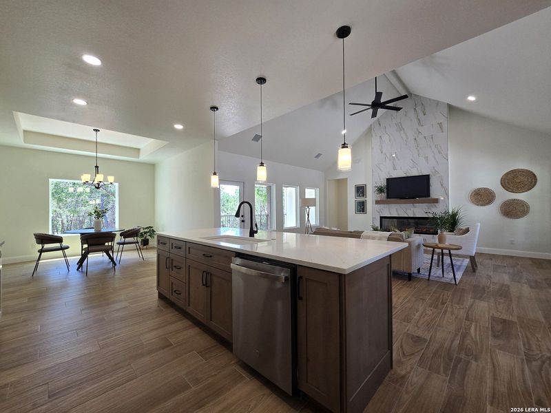 Furnished interior view inside a new home in , Canyon Lake (Image 10).