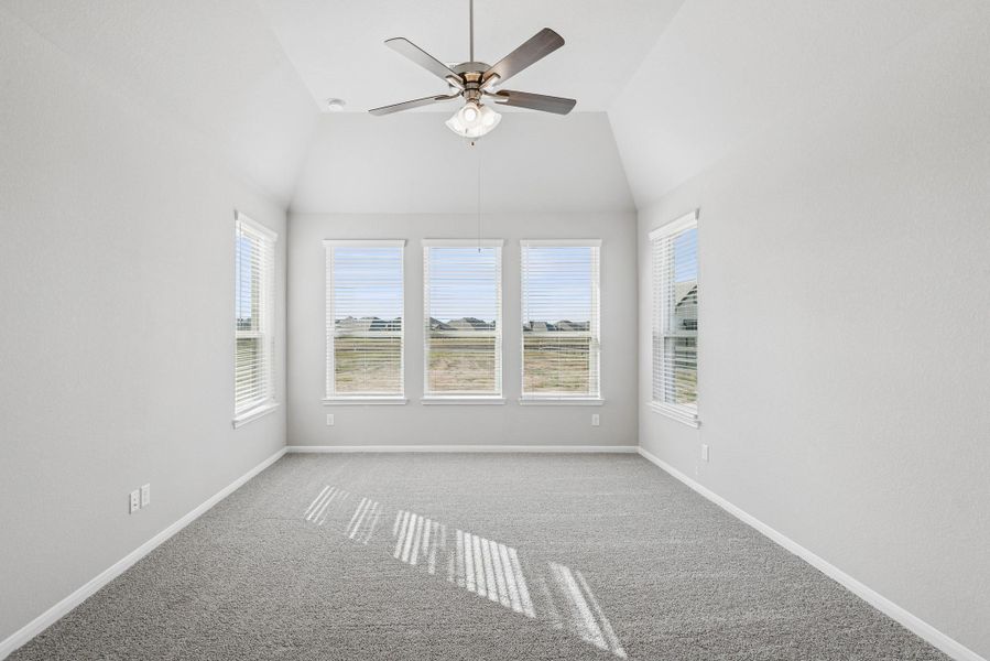 Spacious owner's suite Spacious owner's suite