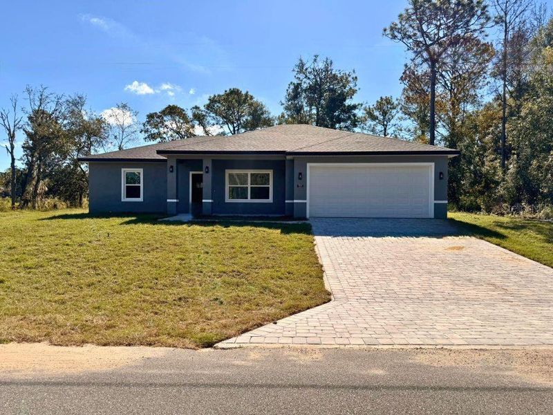 Exterior details and patio area of a home in , Citrus Springs (Image 20). Exterior details and patio area of a home in , Citrus Springs (Image 20).