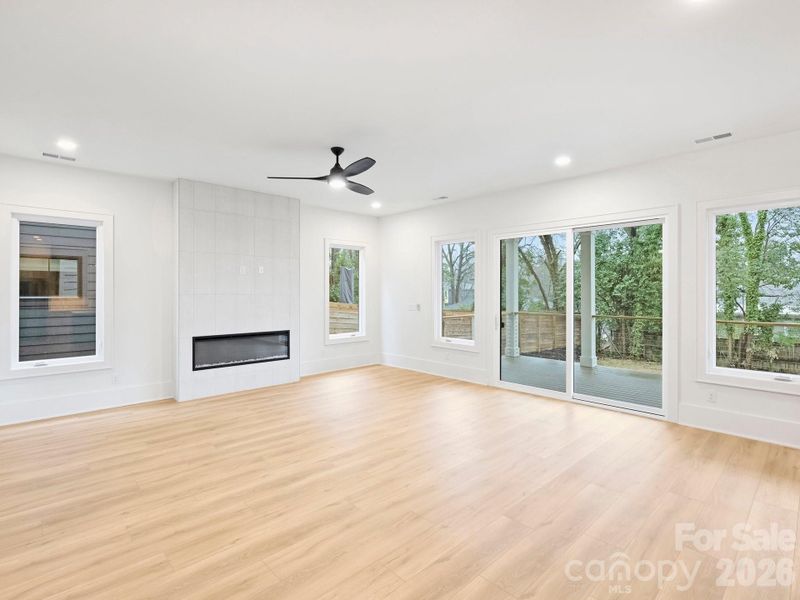 Spacious, unfurnished interior of a new home in , Charlotte (Image 38).