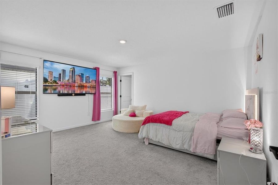 Furnished interior view inside a new home in , Tampa (Image 38).