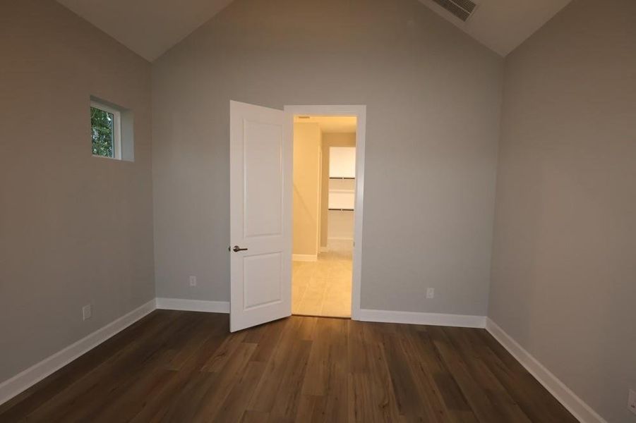 Spacious, unfurnished interior of a new home in ARTAVIA 45' Homesites, Conroe (Image 31).