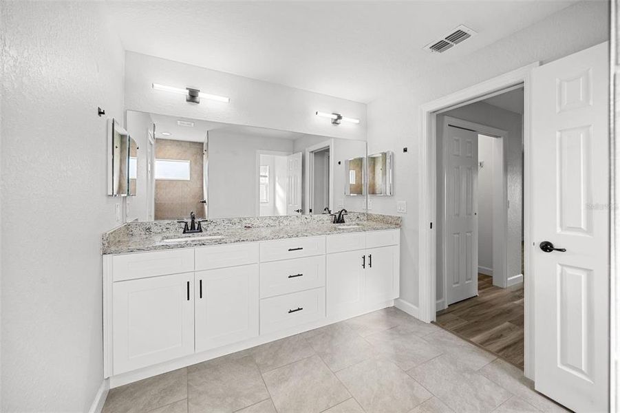 Furnished interior view inside a new home in , Bushnell (Image 14).