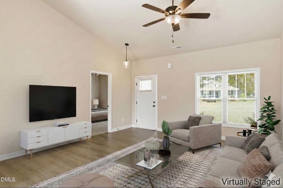 404 S Eastwood Familyroom Virtualy Stage