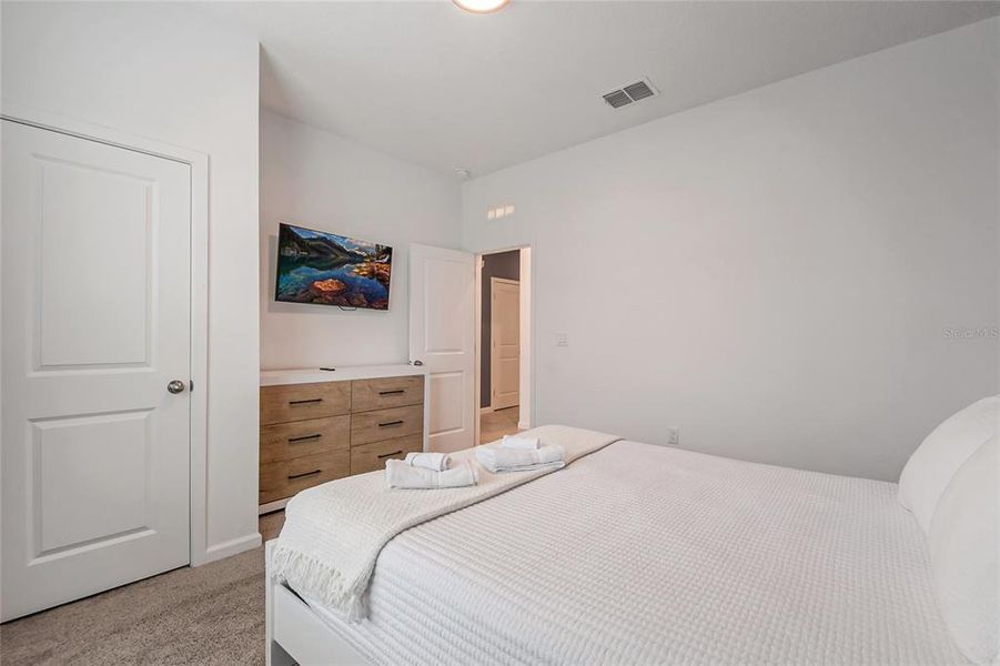 Furnished interior view inside a new home in , Kissimmee (Image 14).