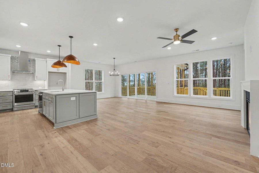 017_jam04965_865 017_jam04965_865