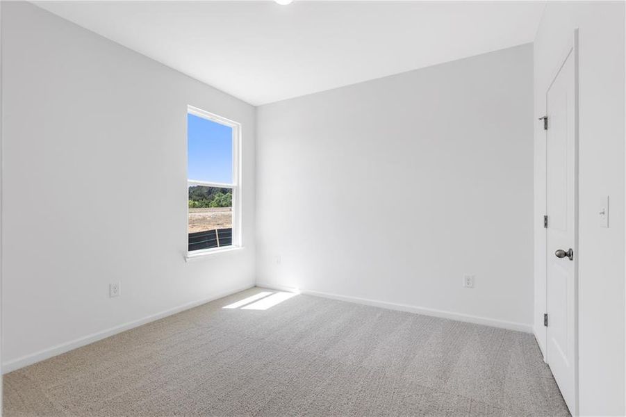 Spacious, unfurnished interior of a new home in Three Rivers, Rome (Image 24).