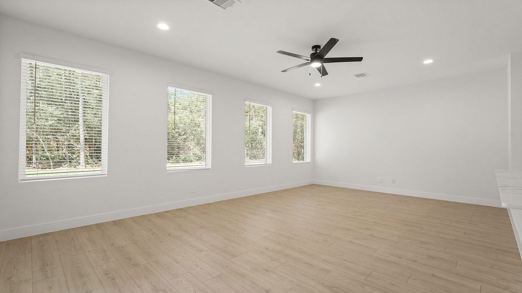 Representative unfurnished interior of a home built from the Portifino by D.R. Horton in Butlers Bend Estates, Pinehurst (Image 63). Representative unfurnished interior of a home built from the Portifino by D.R. Horton in Butlers Bend Estates, Pinehurst (Image 63).