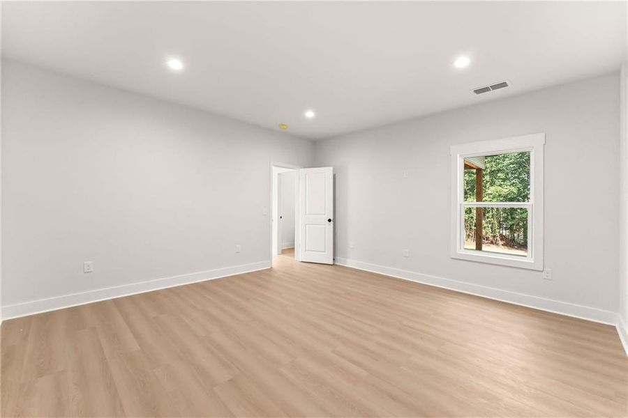 Spacious, unfurnished interior of a new home in , Buford (Image 26).