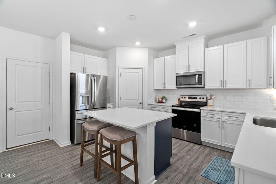 42-web-or-mls-6257-oak-psge-dr