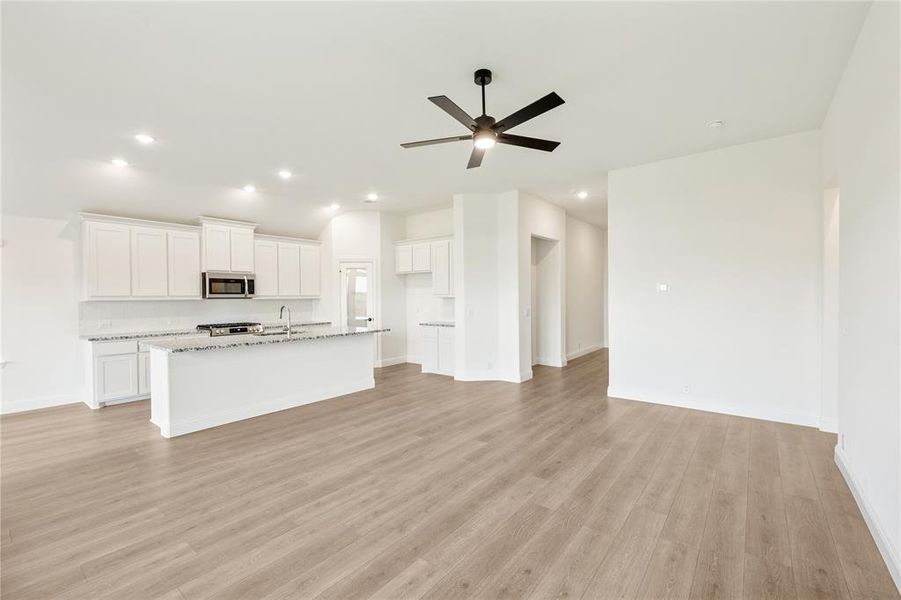 Spacious, unfurnished interior of a new home in East Oak Creek 50-55, Commerce (Image 24). Spacious, unfurnished interior of a new home in East Oak Creek 50-55, Commerce (Image 24).