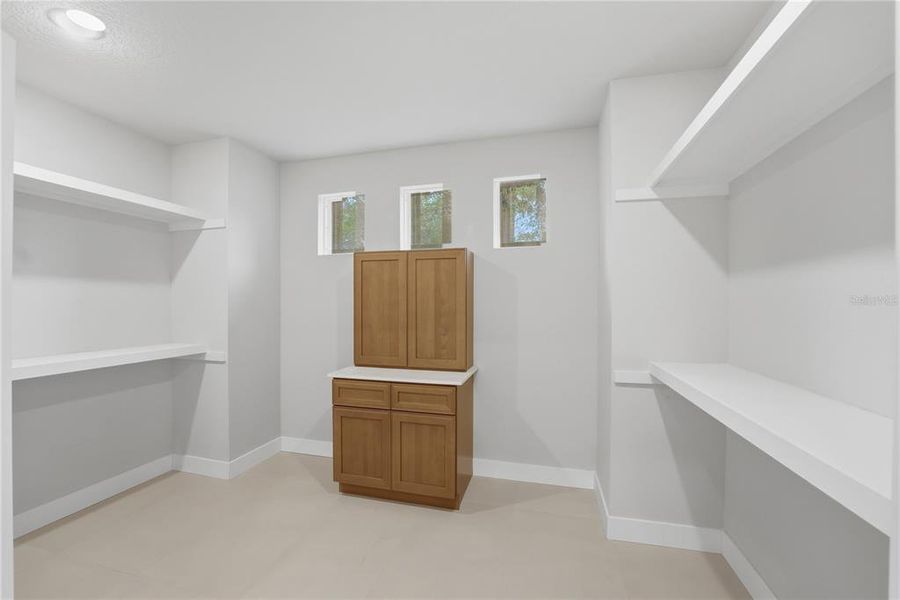 Furnished interior view inside a new home in , Kissimmee (Image 33).