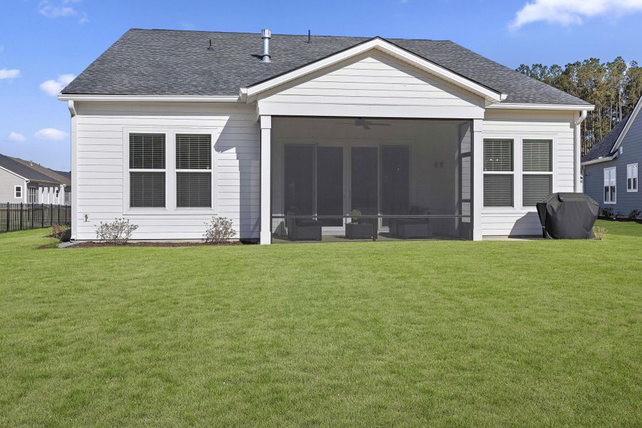Exterior details and patio area of a home in , Hardeeville (Image 27).