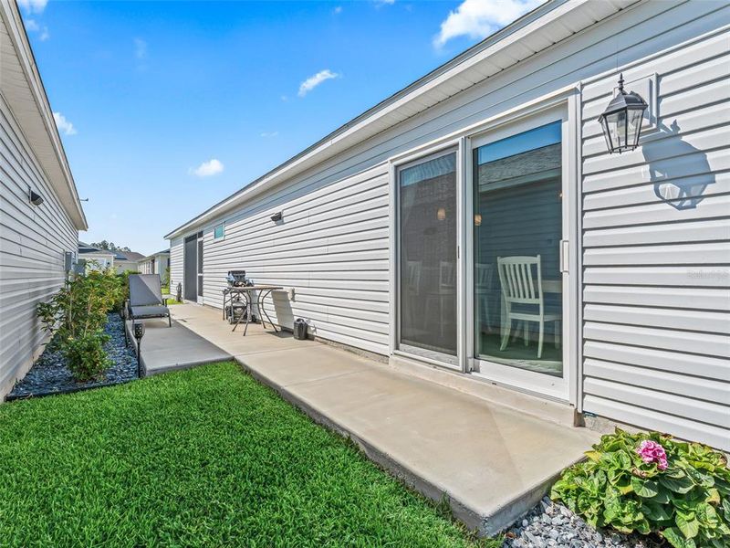 Exterior details and patio area of a home in , The Villages (Image 28).