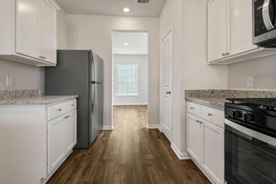 Furnished interior view inside a new home in Trails at Cochran Ranch, Waller (Image 8). Furnished interior view inside a new home in Trails at Cochran Ranch, Waller (Image 8).