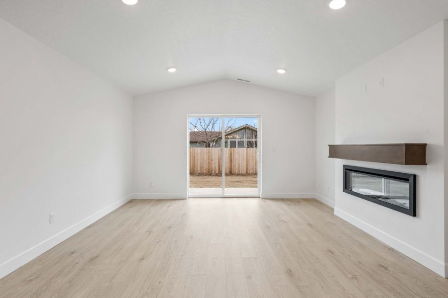 Representative unfurnished interior of a home built from the Alder by MonteVista Homes in IronHorse, Prineville (Image 6).