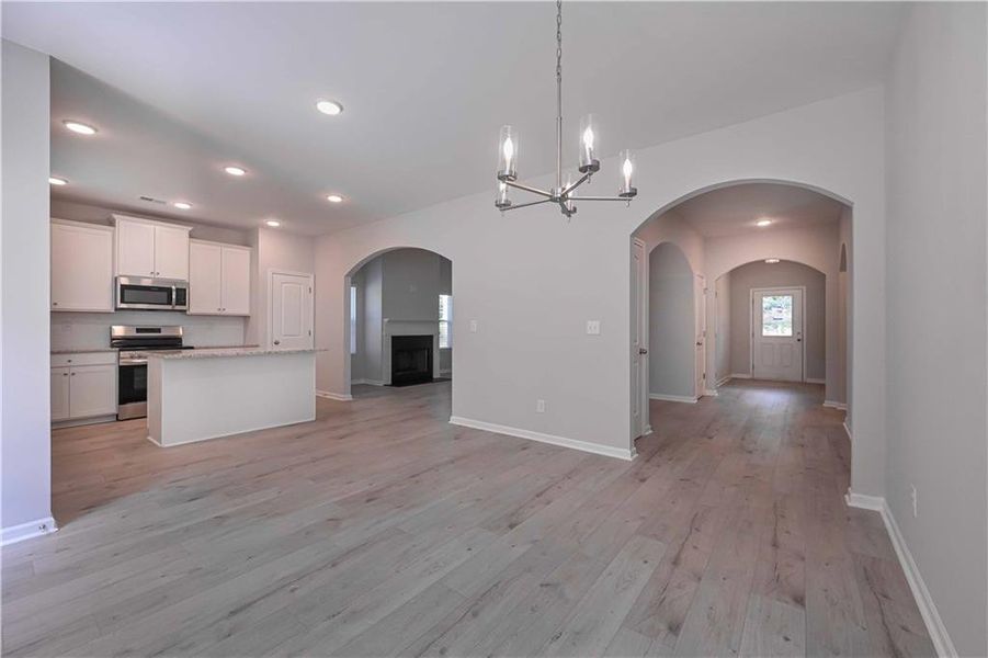 Spacious, unfurnished interior of a new home in , Villa Rica (Image 21). Spacious, unfurnished interior of a new home in , Villa Rica (Image 21).