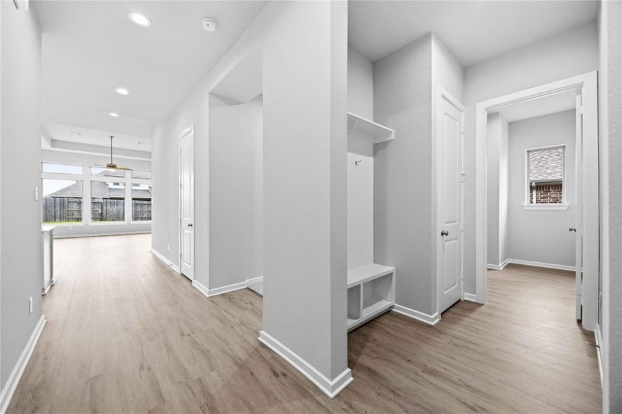 Spacious, unfurnished interior of a new home in Lago Mar  50'  &  55', Texas City (Image 14).
